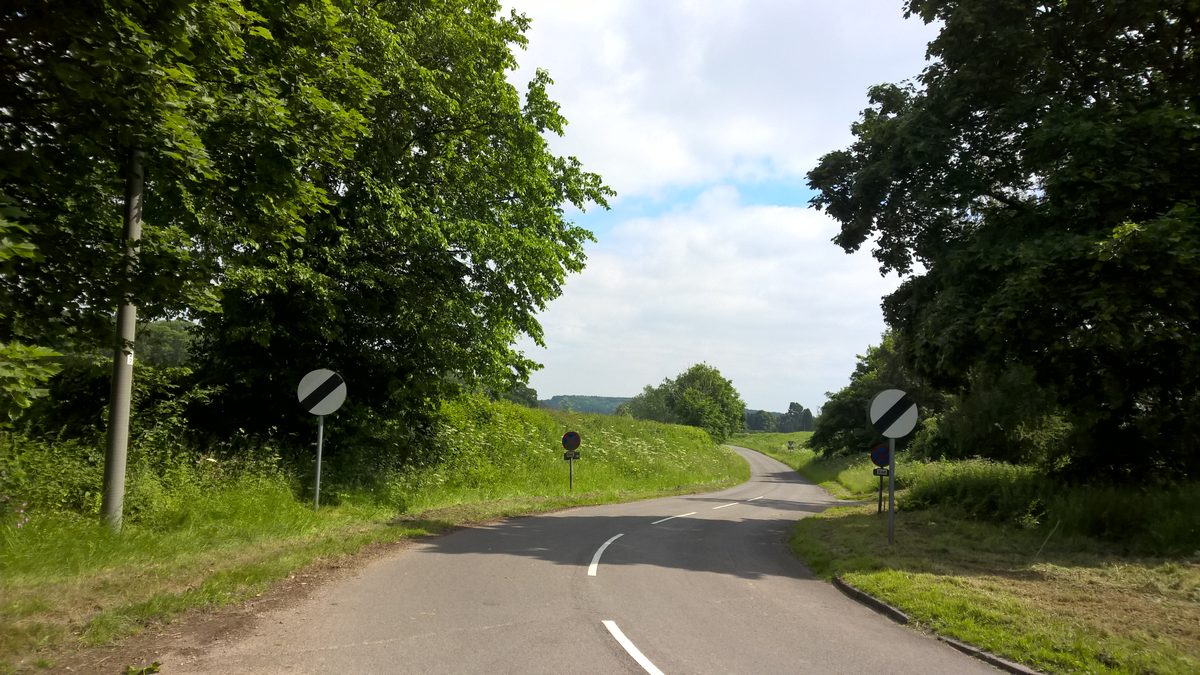 The lane leaving Oxton towards Southwell across open farmland
